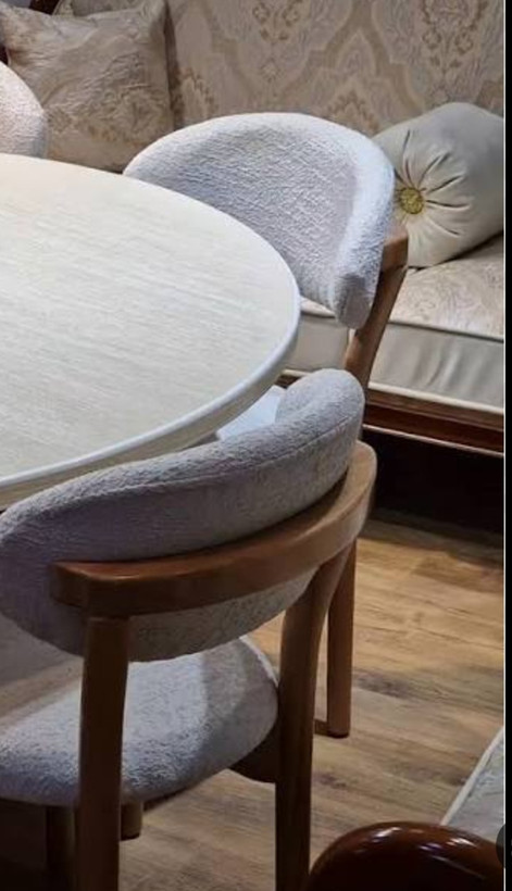 میز و صندلی نهار خوری ست ۴نفره با میز مربع مدل نوبل