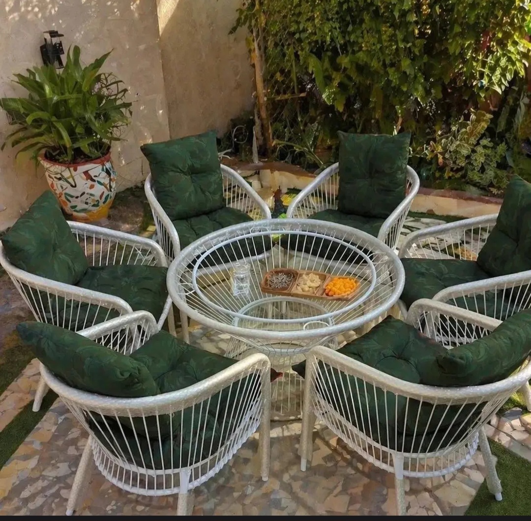 میز و صندلی باغی ست ۸نفره مدل مدرن رنگ کوره ای بدون هیچگونه زنگ زدگی
