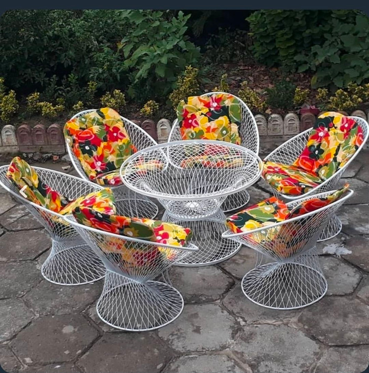 میز و صندلی باغی ست ۴نفره مدل بامبو با رنگ کوره ای بدون زنگ زدگی