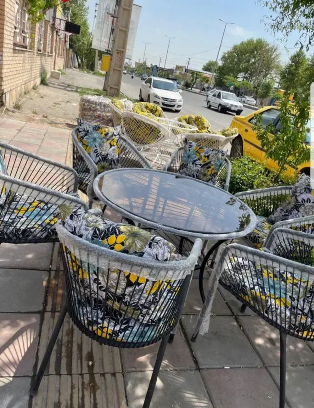 میز و صندلی باغی ست۴نفره مدل نارسیس بارنگ کوره ای و بدون هیچگونه زنگزدگی