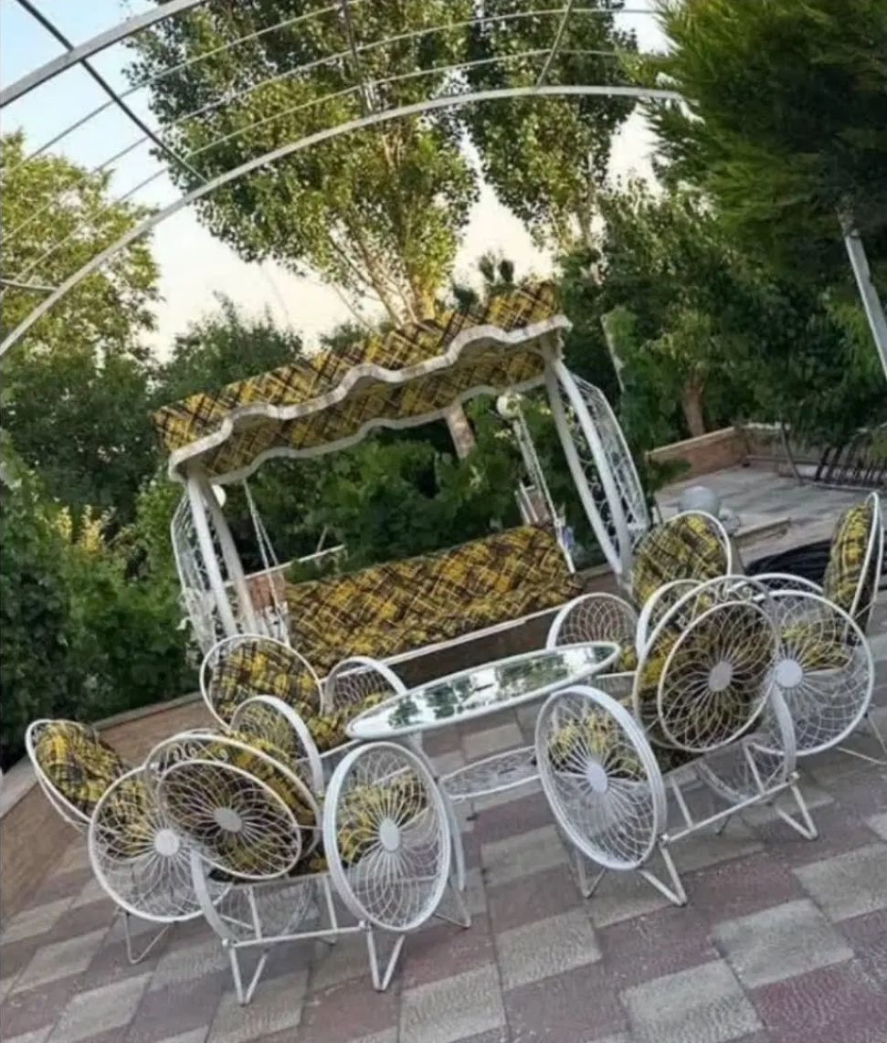 میزو صندلی باغی ۶نفره مدل گلبرگ بارنگ کوره ای بدون زنگ زدگی